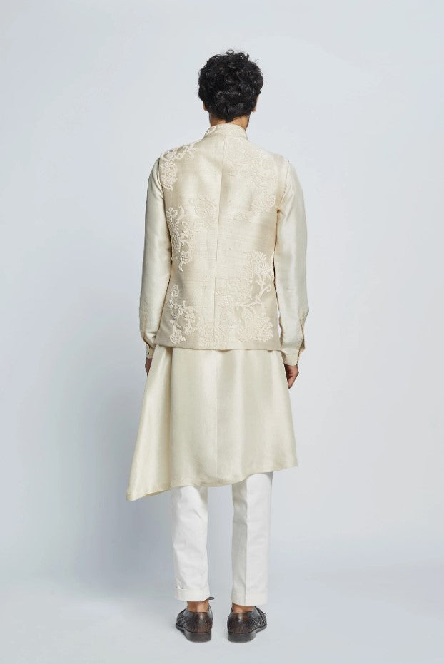 Pearl Embroidered Sadri Set