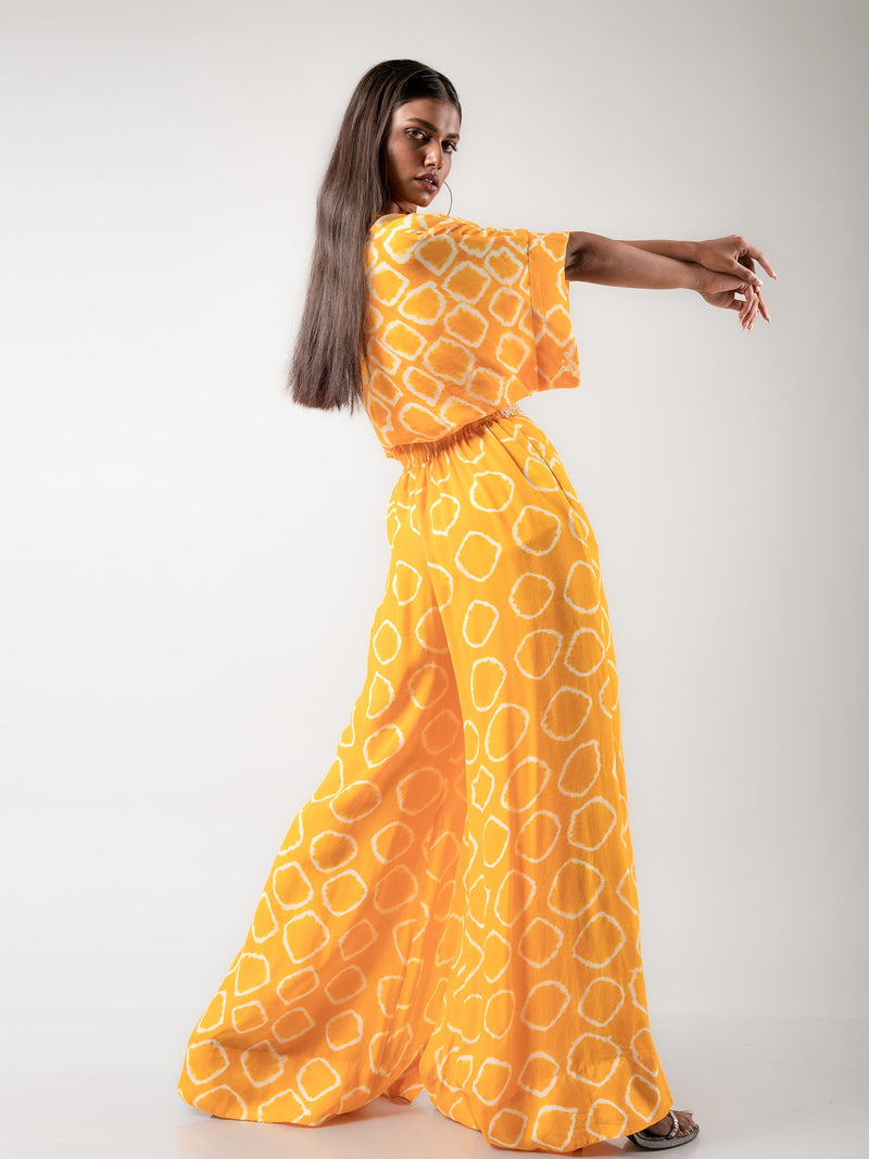 Off-shoulder Top & a-line Pants Set
