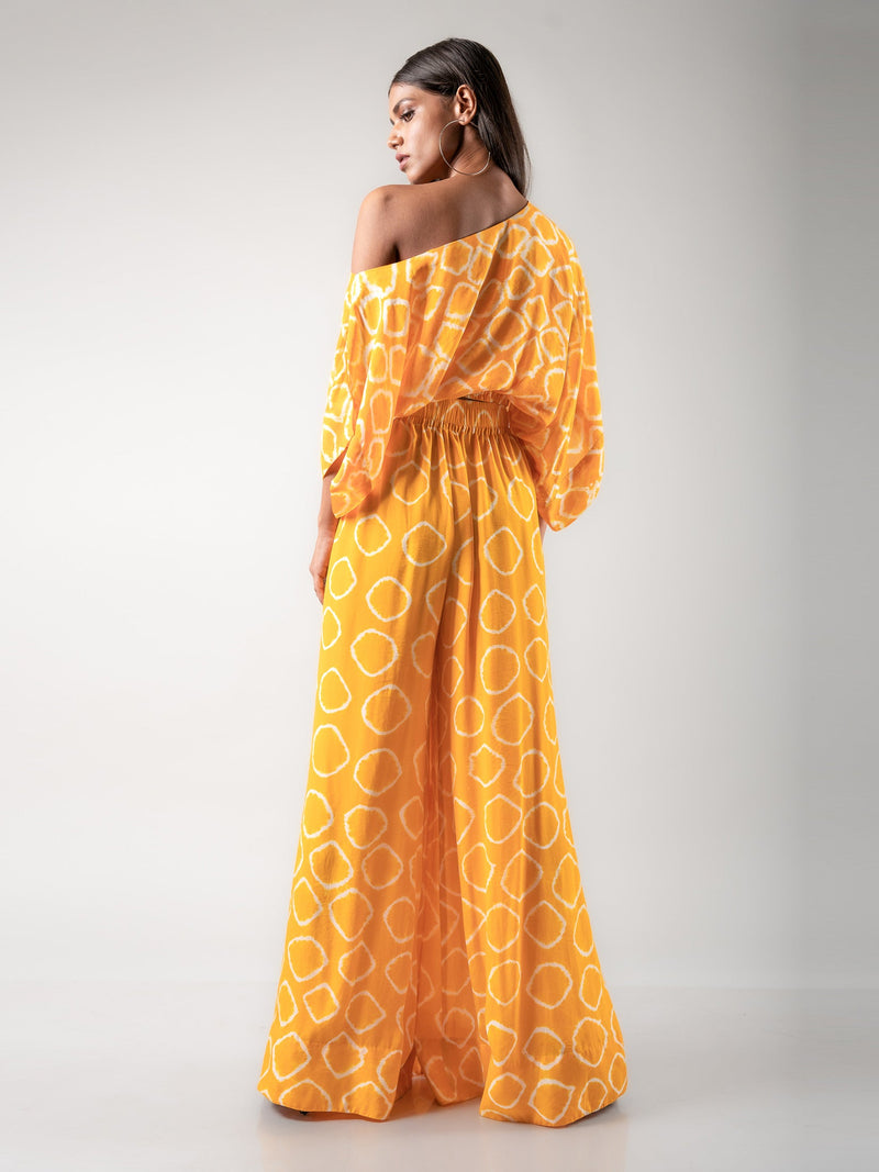 Off-shoulder Top & a-line Pants Set